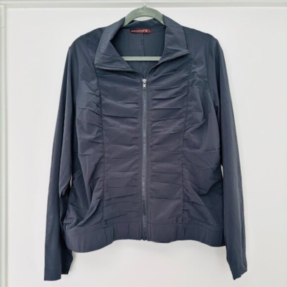 Wearables By XCVI Activewear Jacket size Large - Picture 1 of 4